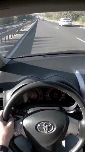 Toyota Auris 1.4 D4D 90 HP 2008 Light Acceleration