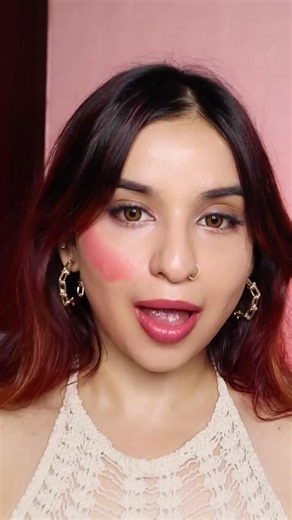 Correct way to apply Blush! #blushhack #makeuphacks #makeuptips