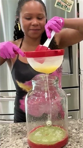 Fruity Delicious Raspberry Kiwi Lemonade