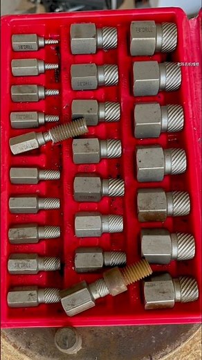 Screw extractors set removing damaged broken screws and bolts #hardwaretools #screwextractor #shorts
