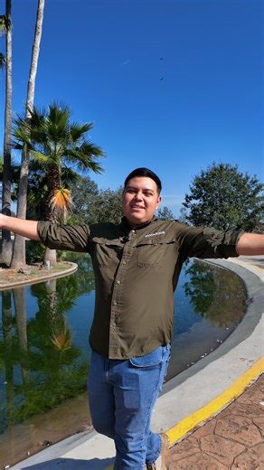 Bioparque Estrella Monterrey on Instagram: "🌿✨ Este año, conecta más con la naturaleza ✨🌿 Regálate momentos para respirar profundo, observar con calma y reconectar con lo que realmente importa 💚 Caminar entre animales, aprender de ellos y convivir con la naturaleza no solo es una experiencia increíble… también es una forma de cuidarnos por dentro 🐾🌎 👉 Ven a Bioparque, baja el ritmo y vive un día que te haga sentir bien. ¿Con quién compartirías esta conexión?"