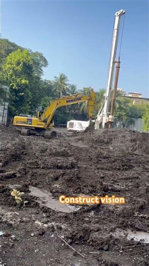 Watch how a piling machine works at a construction site#excavation #earthworks #groundreinforcement