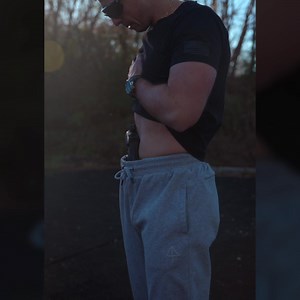 💥Fact: Arrowhead Tactical joggers, sweatpants, and gym shorts let you carry your EDC in comfort and safety💥 Don't try this with any other athletic clothes! Our patented waistband provides full-size support for your loadout. | Arrowhead Tactical Apparel