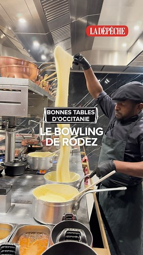 Si vous passez en Aveyron, ne ratez pas le bowling du Rouergue à côté de Rodez, où l'on vient (surtout) pour... manger, manger et manger. Aligot, estofinado, retortillat, viandes d'Aubrac : c'est une ôde à la cuisine aveyronnaise. 😋 (REDIFF) | La Dépêche Aveyron