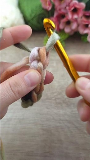 "Easy bag handle tutorial! Want to learn this simple technique? Let's make it together!" #crochet