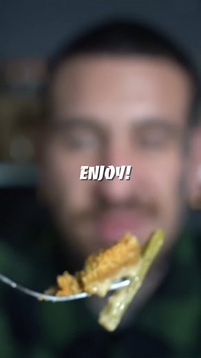 Zero waste celery! #shorts #garden #garden #gardens #gardening #gardenlife #gardenlove #gardenideas #gardentools #gardendesign #gardeningtips #gardeninspiration #gardencenter #gardeninglife #plants #plantas #plantlife #plantbased #plantbased #plantsofinstagram #plantsmakepeoplehappy #plant #plantlove #plantlover #plantmedicine #plantsofinstagram #plantsplantsplants | DIY idea