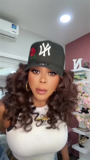 Is only ONE ah have☝🏽🔥