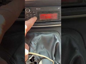 How to enter the radio unlock code in the Renault Kangoo?