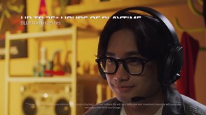 HyperX Cloud Jet – Dual Wireless Gaming Headset, 2.4GHz dongle, Bluetooth 5.3, PC, PS5, Mobile, USB-A – Light Blue