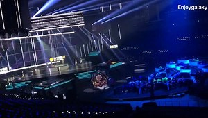 What we can do if the concert has no audiences? We used 3000 Enjoygalaxy torches to simulate audiences this time. The audience seats became part of the stage. | ENJOYGalaxy