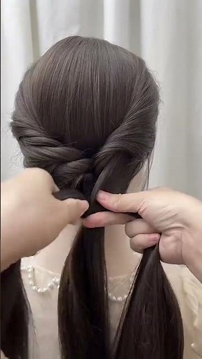 This Hair Loop Trick Looks So Elegant 😍