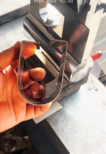 Bending Solutions with Covo Press Brake Tools