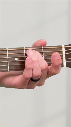 🎸 Guitar E7 chord Em7 chord Emaj7 chord (E seven, E minor 7, E major 7) Lesson with chord diagrams. The full video on YouTube shows how to play the E7 chord on the guitar and how to play the E minor 7 chord on the guitar and how to play the E major 7 chord on the guitar. This is easy for beginners and each chord is demonstrated alongside the chord diagram. The chords are played on acoustic guitar but electric guitar is great too. Check out the YouTube channel GuitarIncrease for more free guitar