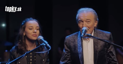 Gottova dcéra sa vrátila na Instagram! Charlotte ako BOHYŇA: V červených šatách VYRAZILA DYCH