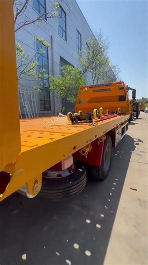 How to Earn More Per Job with a 2-in-1 Wrecker Truck