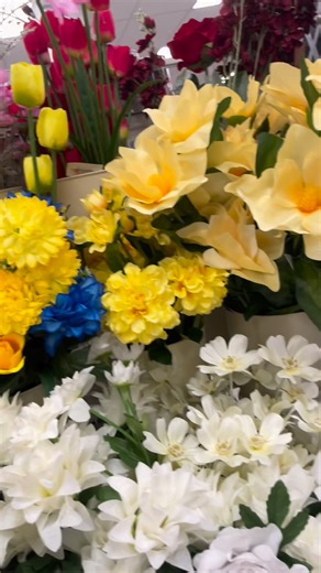 🚨 BEST DEALS IN PAKENHAM! 🚨 Silly Solly’s has EVERYTHING under $5 — no tricks, no catches, just real bargains! 😱🔥 From frozen food, snacks, grocery, cleaning, laundry, toys, Christmas, homeware, party, garden, personal care, craft, hardware and so much more… 🔥 10,000 products and NOTHING over $5! 🔥 Prices this good don’t last, and stock moves FAST — Run, don’t walk! The bargains are literally flying off the shelves! 🏃‍♂️💨🛒💸 Come visit us at 147 Main St, Pakenham — open 7 days! #SillySo