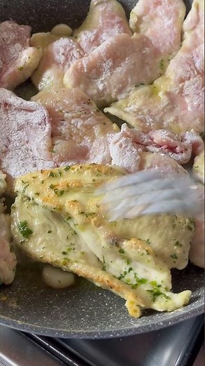 White wine chicken breast with cherry tomatoes #thewarmtasteofthesouth