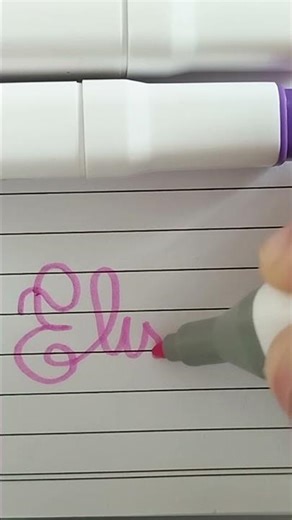 ♦️ Scrivi il tuo nome preferito ♦️✍🏻✨ #calligraphy #handwriting #signature #lettering #name #asmr