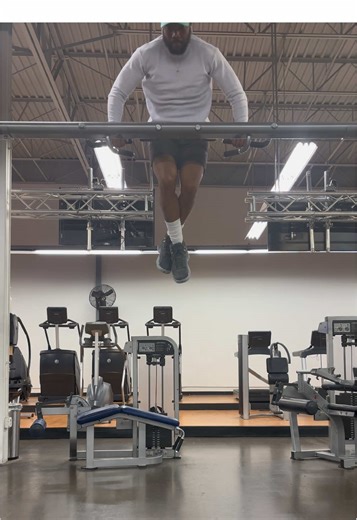 Working on not stopping and just going #fitness #back #muscleup #gym #fyp