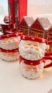 14K views · 1.8K reactions | Vajilla navideña más linda que esta, no se consigue en ningún lado  Asegúrate tu stock, se agota y no vuelve ✨ www.aireobjetosdeco.com.ar  | Aire Objetos decorativos | Facebook