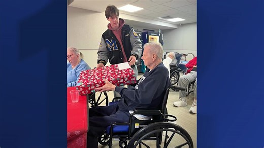 Jersey proud: ‘Santa for seniors’ party at AristaCare Manchester