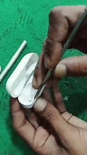 how to open tws.#twsearphones #earbuds #airpods #headphones #bluetoothheadphone