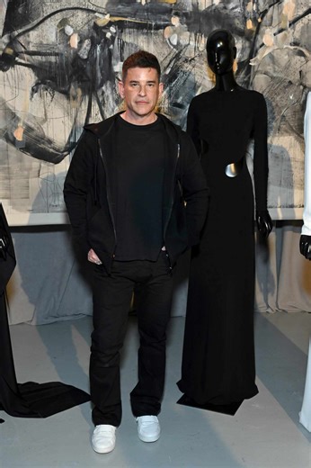 El cubano Robert Rodríguez regresa a la pasarela con su propuesta más artística y sostenible