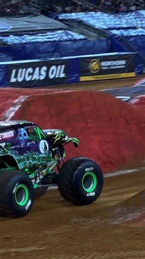 An INTENSE Racing Crash from Excaliber!! Driver @mikepagliarulo_3.5 #monsterjam #monstertrucks #monsterjam2026 | Monster Truck Lord