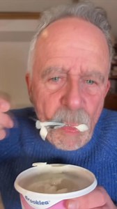 The Hot and Smelly Fish review | Peter Poppleton