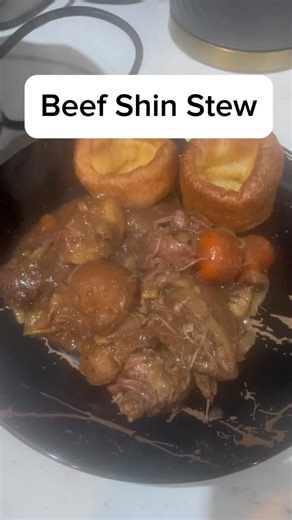 The Adam Chef & Family on Instagram: "Slow cooked beef shin stew ❤️ Super Easy Slow Cooker Beef Shin Stew Ingredients • 1-1.2kg beef shin • 2 onions, sliced • 3-4 carrots, chunky • 2 garlic cloves, crushed (or lazy garlic) • 2 tbsp tomato purée • 2 tbsp Worcestershire sauce • 1 beef stock cube • 400ml boiling water • 1 tsp dried mixed herbs or thyme • Salt & pepper #Beef #stew #foodporn #cooking #recipe"