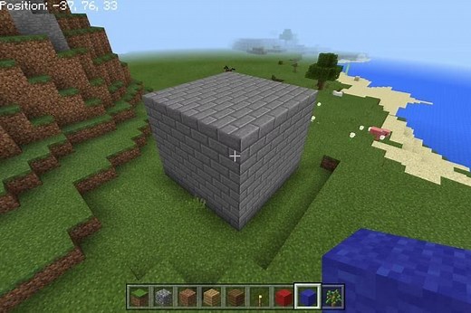 How to replace blocks in Minecraft: Bedrock Edition