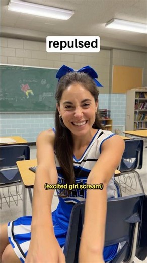 girls when they have no interest vs in love with you