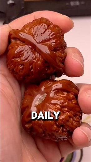 Why People Rub Walnuts In Their Hands