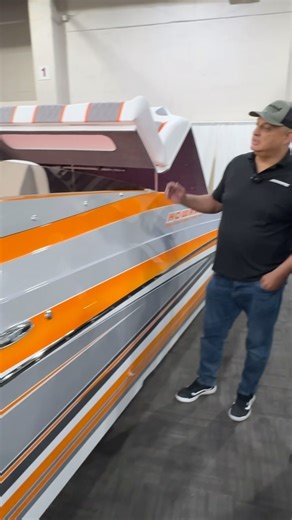 9.9K views · 31 reactions | HOWARD CUSTOM BOATS AT THE BART HALL BOAT SHOW: with Hamlet Tarbinian Featuring the 288 SportDeck and the 255VTX @howardcustomboats @teague_custom_marine @mercuryracing @bob_teague @turbo0351 @barthallshows #howardcustomboats #288spprtdeck #255vtx #barthallboatshow #pomona #california #speedboatmagazine | Speedboat Magazine | Facebook