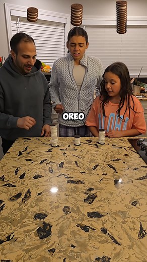 I have the biggest oreo #funnyvideos #food | EBB Super Star