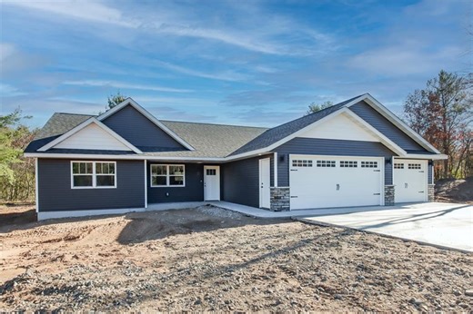 3621 112th St, Chippewa Falls, WI 54729 - MLS 1598452 - Coldwell Banker