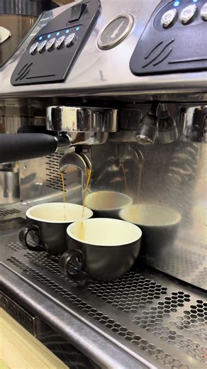 Barista Ivan ☕ (@baristaivan)’s videos with original sound - Race𝒎𝒆𝒅𝒊𝒂 8