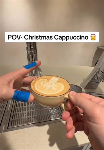 POV- Christmas Cappuccino 🎅 #christmas #coffee #cafe #latteart #barista