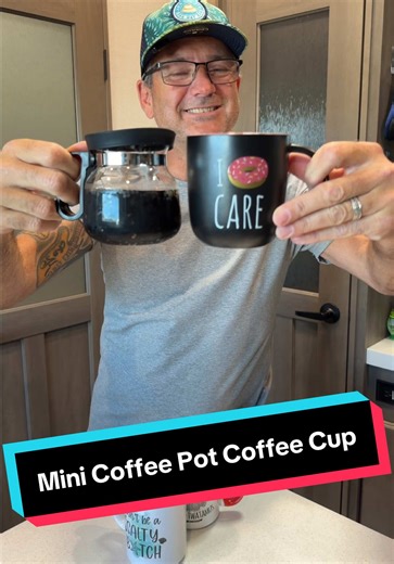 Mini Coffee Por Coffee Cup. Great novelty cup for home, office as a gift for that coffee lover. #drink #coffeecup #java #cup #coffee