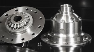 Descubra cómo los Air Lockers de ARB mejorarán la tracción de su 4x4 en cualquier terreno. Diseñados y fabricados en Australia, los Air Lockers ofrecen lo último en tracción, control y rendimiento. Con una garantía ilimitada de cinco años. Suscribanse a nuestro nuevo canal de YouTube: ARB 4x4 Accessories - Latin America ________ Discover how ARB Air Lockers will enhance the traction of your 4x4 in any terrain. Designed, engineered and manufactured in Australia, ARB Air Lockers provide the ultima