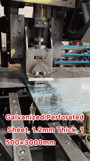 Jintong Perforated Metal on Instagram: "Stainless Steel Perforated Panel with Straight-Line Holes – Precision Meets Aesthetics! A custom machinery builder was struggling with their panel supplier. Every batch came with issues: ❌ Uneven holes ❌ Misaligned rows ❌ Burrs that caused safety complaints They needed high-precision, aesthetic, and durable panels—especially for visible applications. That’s when they discovered our 1mm thick stainless steel perforated metal panels, with 2mm round holes in