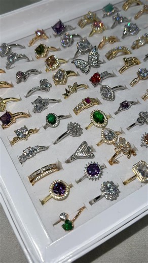 Exploring Old Jewelry Styles for Your Collection