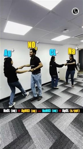 Dance Reaction 👯‍♂️🧪 #physicalscience #Experiment #PW