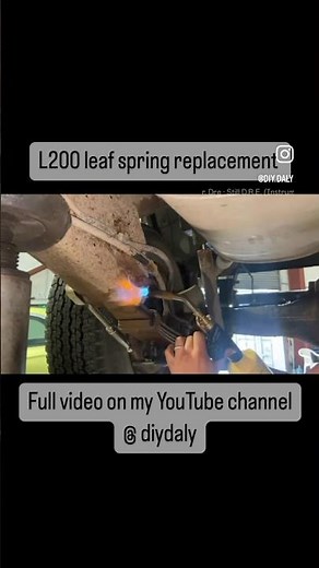 Mitsubishi L200 Leaf spring replacement. Full video on the channel #mitsubishiplc #mitsubishi