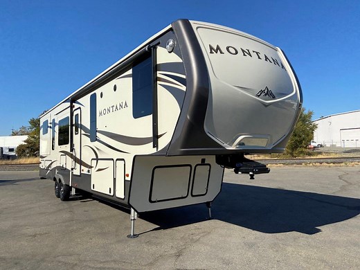 2018 KEYSTONE MONTANA 3791RD LUXURY RV FIFTH WHEEL TRAILER "5 SLIDE" - True RV