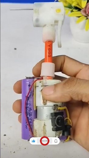 🌀 Homemade Mini Air Pump | DIY Small Air Compressor Idea 💡#MiniAirPump #DIYProjects #AirCompressor