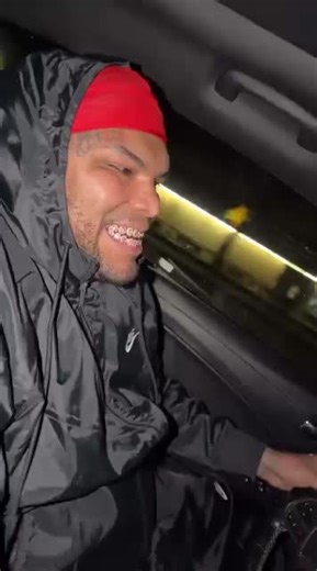 Gold & Diamond Grillz Made to Be Seen Custom-made grillz crafted in solid gold and natural diamonds, designed to fit perfectly and shine unapologetically. From open face to fully iced, fangs, bars, and princess cut diamonds set in invisible settings every piece is a statement. ✔ Custom fit ✔ Solid gold (10K, 14K, 18K) ✔ Natural diamonds ✔ Luxury craftsmanship ✔ Layaway plans available Serious buyers only. 📞 Call or DM to schedule your private appointment. @jewelswithappeal 323 485 2881 213 372 