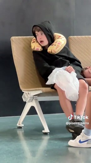 #air #reactions #stewardess @aria_in_sky | aria_in_sky