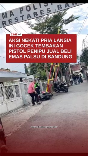 Indeed Media on Instagram: "Aksi Nekat! Pria Lansia Ini Gocek Tembakan Pistol Penipu Jual Beli Emas Palsu di Bandung Insiden mencekam terjadi di kawasan Sukajadi, Bandung, pada Rabu (24/12/2025). Seorang pria yang diduga melakukan penipuan jual beli emas palsu nekat melepaskan tembakan menggunakan airsoft gun ke arah warga saat berusaha melarikan diri setelah membawa uang korban. Aksi berbahaya itu memicu kepanikan di lokasi. Dalam upaya kabur, pelaku melepaskan beberapa tembakan hingga melukai