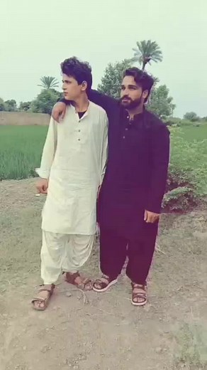 فيديوهات أنشأها 3O2🇵🇰 ویشی درندہ (@ansarkhan302....ddddddcc) باستخدام original sound - 🦅╾━╤デ╦︻بسرا مریڑی